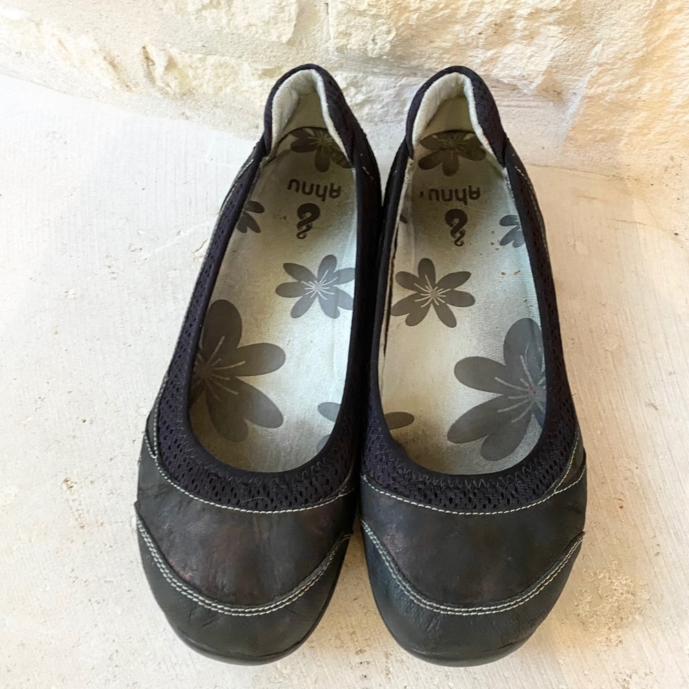 Ahnu Lucia Womens Black Mesh Leather Slip On Ballet Flats Shoes Comfort Size 8.5
